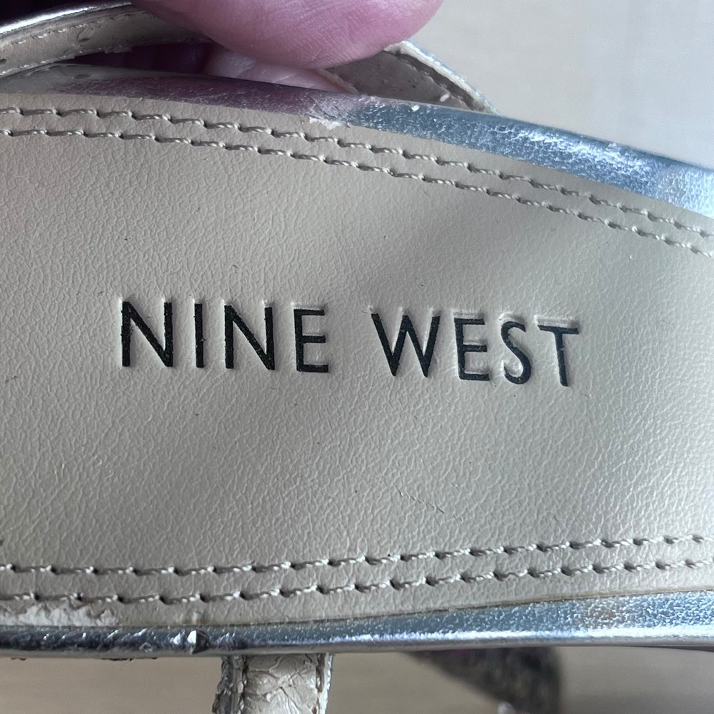 Nine West Warm Candy Silver Metallic Glitter Platform Heels Party Sandals 10 - Picture 7 of 10
